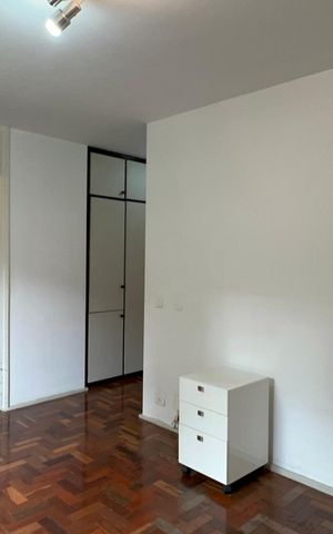 Apartamento à venda com 117m², 3 quartos e 2 vagas Apartamento à venda com 117m², 3 quartos e 2 vagasSuite
