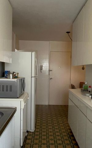 Apartamento à venda com 117m², 3 quartos e 2 vagas Apartamento à venda com 117m², 3 quartos e 2 vagasCozinha