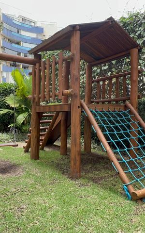 Apartamento à venda com 117m², 3 quartos e 2 vagas Apartamento à venda com 117m², 3 quartos e 2 vagasPlayground