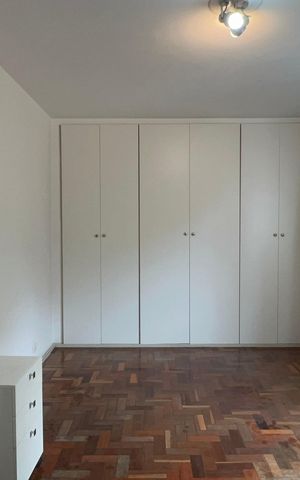 Apartamento à venda com 117m², 3 quartos e 2 vagas Apartamento à venda com 117m², 3 quartos e 2 vagasSuite