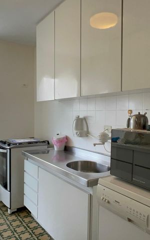 Apartamento à venda com 117m², 3 quartos e 2 vagas Apartamento à venda com 117m², 3 quartos e 2 vagasCozinha