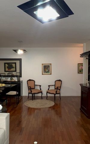 Apartamento à venda com 117m², 3 quartos e 2 vagas Apartamento à venda com 117m², 3 quartos e 2 vagasSala