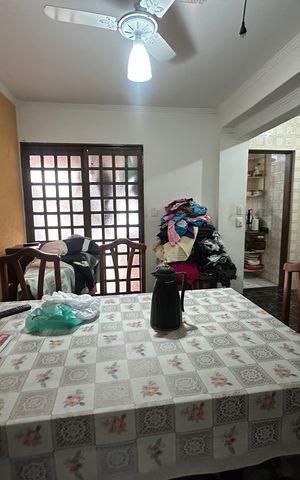 Apartamento à venda com 133m², 3 quartos e 1 vaga Apartamento à venda com 133m², 3 quartos e 1 vagaSala de Jantar