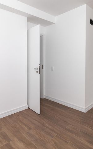 Apartamento à venda com 100m², 2 quartos e 2 vagas Apartamento à venda com 100m², 2 quartos e 2 vagasCloset da suíte 2