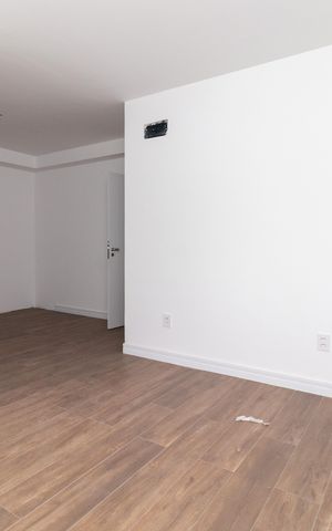 Apartamento à venda com 100m², 2 quartos e 2 vagas Apartamento à venda com 100m², 2 quartos e 2 vagasSuíte 2