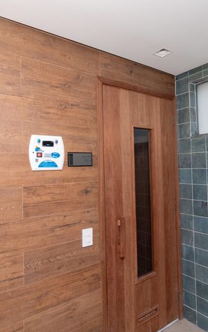 Apartamento à venda com 100m², 2 quartos e 2 vagas Apartamento à venda com 100m², 2 quartos e 2 vagasÁrea comum - Sauna