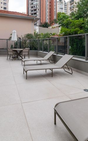 Apartamento à venda com 100m², 2 quartos e 2 vagas Apartamento à venda com 100m², 2 quartos e 2 vagasÁrea comum - Solarium