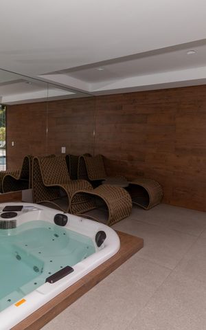 Apartamento à venda com 100m², 2 quartos e 2 vagas Apartamento à venda com 100m², 2 quartos e 2 vagasÁrea comum - Spa