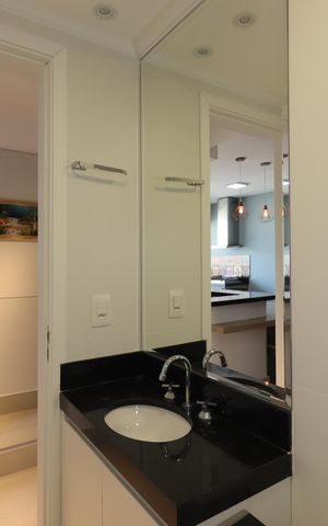 Apartamento à venda com 62m², 2 quartos e 2 vagasBanheiro Social
