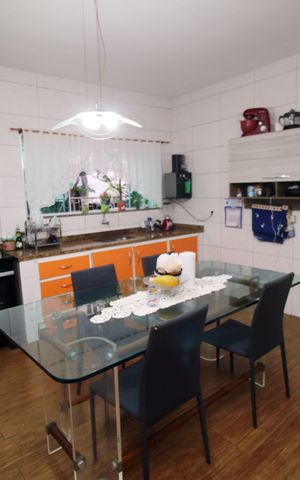 Casa à venda com 130m², 4 quartos e 1 vagaCozinha