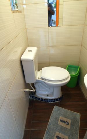 Casa à venda com 130m², 4 quartos e 1 vagaBanheiro - Terraço