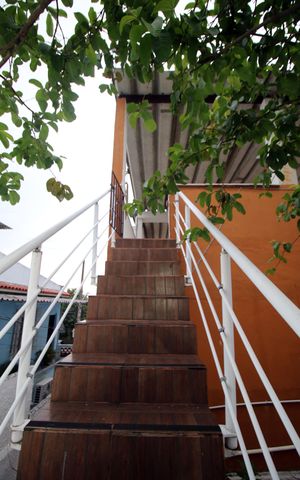 Casa à venda com 130m², 4 quartos e 1 vagaEscada - Terraço