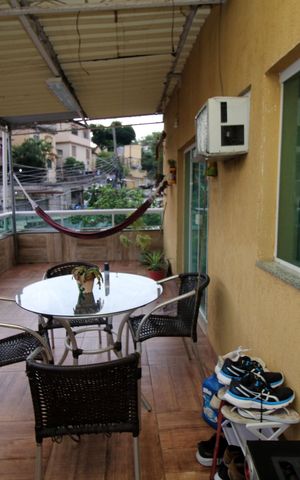Casa à venda com 130m², 4 quartos e 1 vagaVaranda