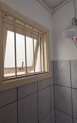 Studio à venda com 28m², 1 quarto e sem vaga Studio à venda com 28m², 1 quarto e sem vagaBanheiro