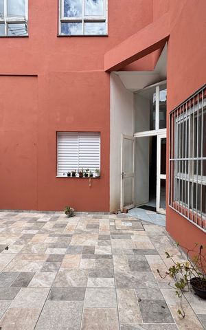 Studio à venda com 28m², 1 quarto e sem vaga Studio à venda com 28m², 1 quarto e sem vagaÁrea comum