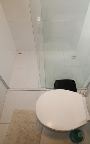 Casa à venda com 129m², 3 quartos e 2 vagasQuarto 1 - Banheiro