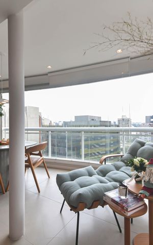 Apartamento à venda com 76m², 1 quarto e 1 vagaSala - Varanda