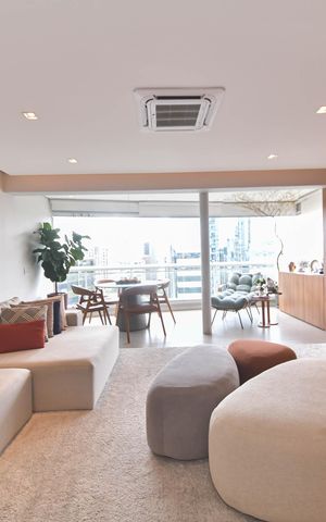 Apartamento à venda com 76m², 1 quarto e 1 vagaSala