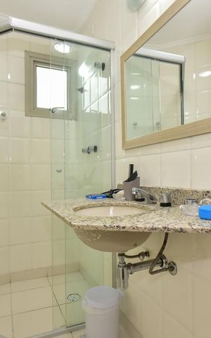 Apartamento à venda com 169m², 4 quartos e 3 vagasBanheiro Suíte 2