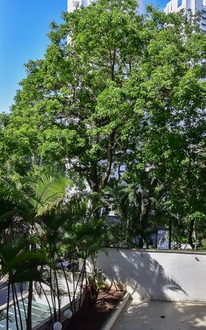 Apartamento à venda com 169m², 4 quartos e 3 vagasVista da Suíte 2