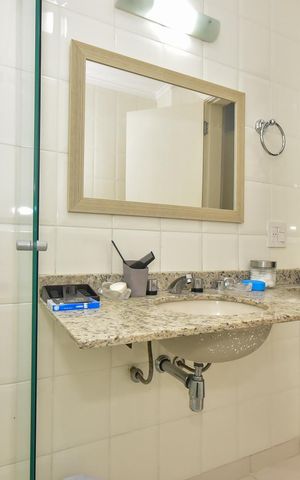 Apartamento à venda com 169m², 4 quartos e 3 vagasBanheiro Suíte 2