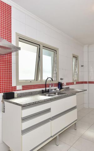 Apartamento à venda com 169m², 4 quartos e 3 vagasCozinha