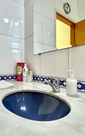 Casa à venda com 281m², 3 quartos e 3 vagas Casa à venda com 281m², 3 quartos e 3 vagasBanheiro Corredor
