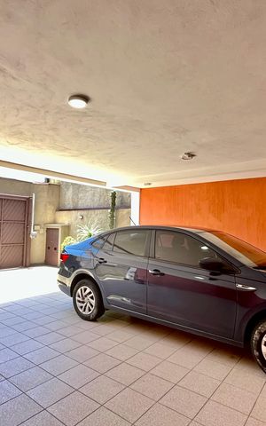 Casa à venda com 281m², 3 quartos e 3 vagas Casa à venda com 281m², 3 quartos e 3 vagasGaragem