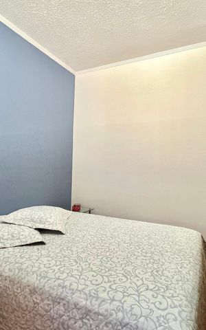 Casa à venda com 281m², 3 quartos e 3 vagas Casa à venda com 281m², 3 quartos e 3 vagasQuarto 2