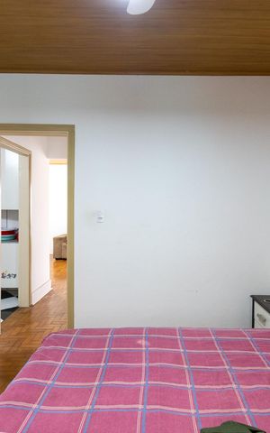 Casa à venda com 170m², 3 quartos e 2 vagas Casa à venda com 170m², 3 quartos e 2 vagasQuarto 2