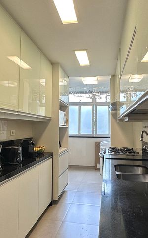 Apartamento à venda com 140m², 4 quartos e 1 vaga