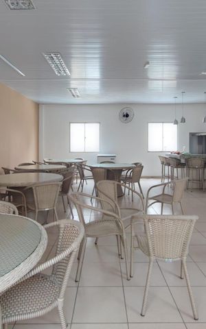 Apartamento à venda com 68m², 2 quartos e 1 vaga Apartamento à venda com 68m², 2 quartos e 1 vagaÁrea comum - Salão de festas
