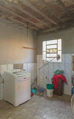 Casa à venda com 360m², 5 quartos e sem vaga Casa à venda com 360m², 5 quartos e sem vagaÁrea de Serviço