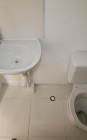 Apartamento à venda com 28m², 2 quartos e sem vagaBanheiro