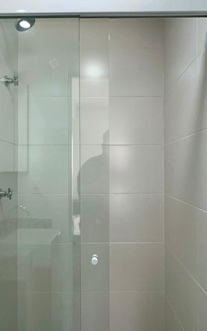 Studio para alugar com 25m², 1 quarto e sem vaga Studio para alugar com 25m², 1 quarto e sem vagaBanheiro