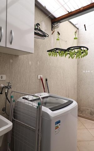 Apartamento à venda com 64m², 2 quartos e 1 vaga Apartamento à venda com 64m², 2 quartos e 1 vagaLavanderia