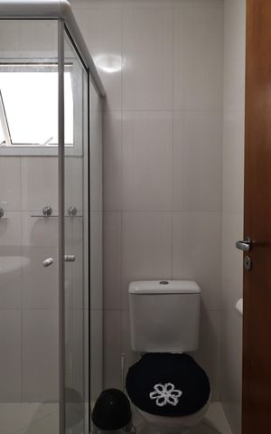 Apartamento à venda com 64m², 2 quartos e 1 vaga Apartamento à venda com 64m², 2 quartos e 1 vagaBanheiro