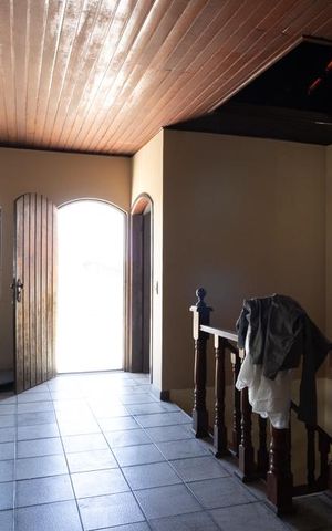 Casa para alugar com 250m², 4 quartos e 15 vagas Casa para alugar com 250m², 4 quartos e 15 vagasQuarto de Serviço