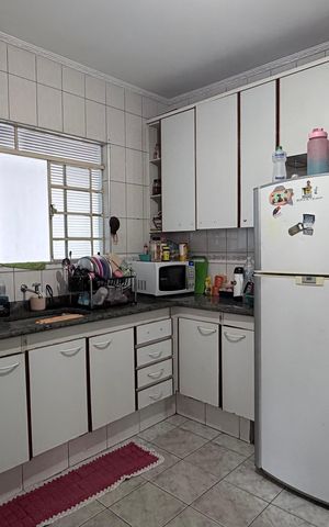 Casa à venda com 300m², 5 quartos e 2 vagas Casa à venda com 300m², 5 quartos e 2 vagasCozinha