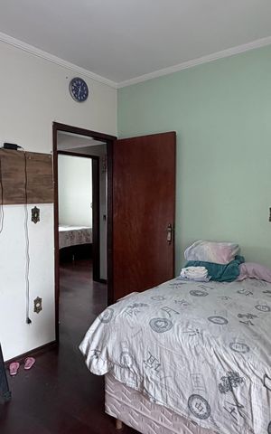 Casa à venda com 300m², 5 quartos e 2 vagas Casa à venda com 300m², 5 quartos e 2 vagasSuíte