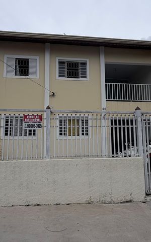 Casa à venda com 300m², 5 quartos e 2 vagas Casa à venda com 300m², 5 quartos e 2 vagasFachada