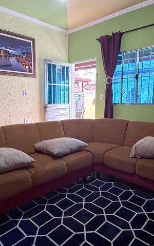 Casa à venda com 300m², 5 quartos e 2 vagas Casa à venda com 300m², 5 quartos e 2 vagasSala Fundos