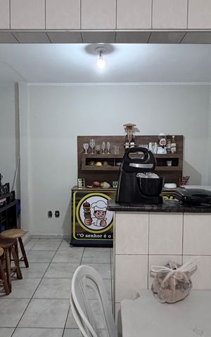 Casa à venda com 300m², 5 quartos e 2 vagas Casa à venda com 300m², 5 quartos e 2 vagasCozinha