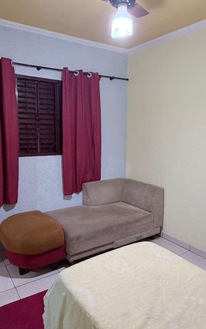 Casa à venda com 300m², 5 quartos e 2 vagas Casa à venda com 300m², 5 quartos e 2 vagasQuarto 2 - Fundos