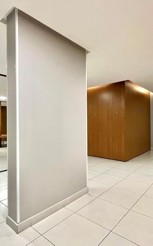 Apartamento à venda com 67m², 2 quartos e 1 vaga Apartamento à venda com 67m², 2 quartos e 1 vagaHall social