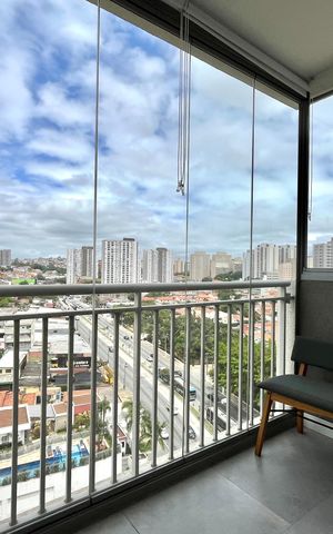 Apartamento à venda com 67m², 2 quartos e 1 vaga Apartamento à venda com 67m², 2 quartos e 1 vagaVaranda