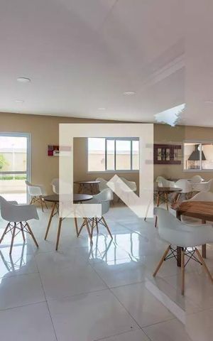 Apartamento à venda com 46m², 2 quartos e 1 vaga Apartamento à venda com 46m², 2 quartos e 1 vagaÁrea comum - Salão de festas