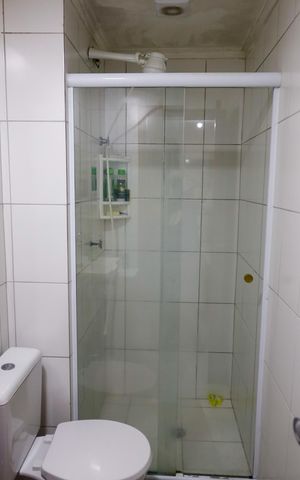 Apartamento à venda com 46m², 2 quartos e 1 vaga Apartamento à venda com 46m², 2 quartos e 1 vagaBanheiro Social
