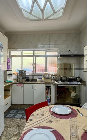 Casa à venda com 185m², 5 quartos e 4 vagasCozinha
