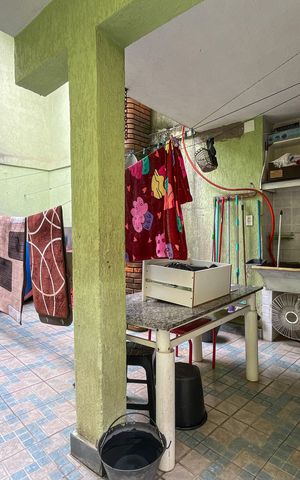 Casa à venda com 185m², 5 quartos e 4 vagasQuintal